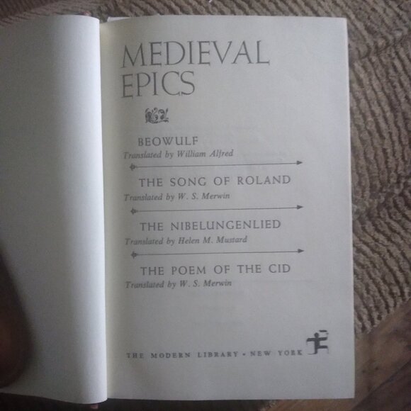 Classic Medieval Epics Anthology Book - Picture 1 of 2